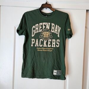 NFL Team Apparel Green Bay Packers Women's Medium Embossed New Era *flawed*